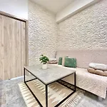 Stylish Apartment In The Center On Sokolska Street