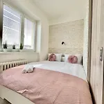 Stylish Apartment In The Center On Sokolska Street